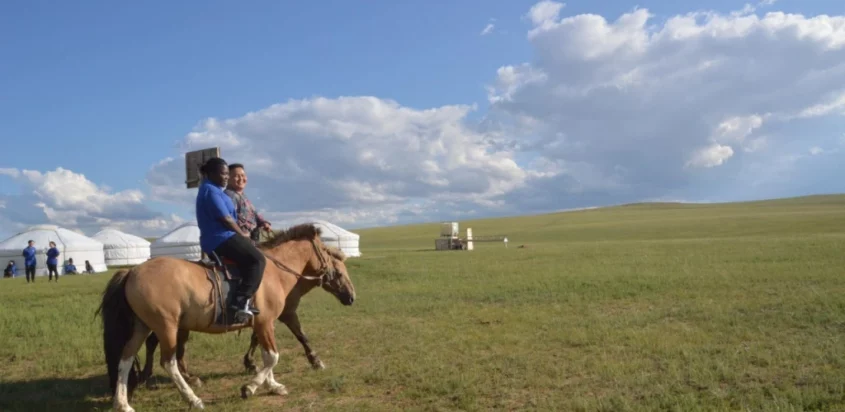 Nella terra sacra della Mongolia. Intervista a Suor Belarmina