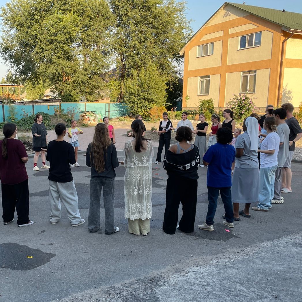 Lezioni di inglese e catechesi a bambini e ragazzi 